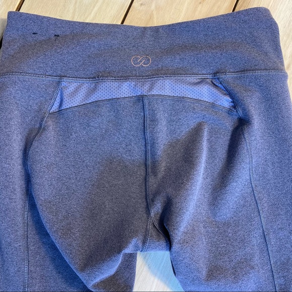CALIA by Carrie Underwood Cropped Leggings Sz S - Picture 8 of 12